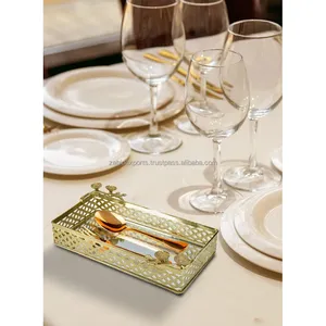 Plateau en métal artisanal de qualité supérieure pour la décoration intérieure, plateau en métal artisanal avec plateau brillant fabriqué par Zahid Exports, grand grossiste - Product Image 4