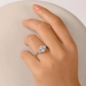 IGI Certified DEF Color VS VVS Clarity Oval Lab Grown Diamond 10K14K 18K Solid Gold Wedding Ring <b>Three</b> Stone Ring Prong Set Ring - Product Image 4