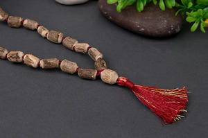 มาลาทูลซีธรรมชาติ งานแฮนด์เมดสไตล์ป๊อปอาร์ตแบบดั้งเดิม สำหรับการทำสมาธิและใช้บนโต๊ะ ตกแต่งบ้านในเทศกาลดีวาลี - Product Image 6