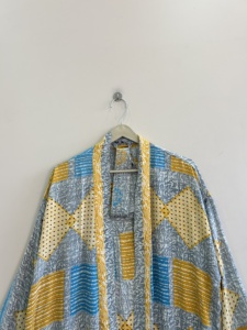 Robe kimono longue en soie faite à la main pour femmes, tenue de resort - Product Image 2