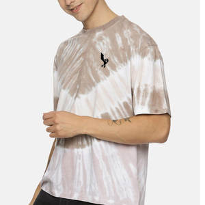 เสื้อยืดสตรีทแวร์ลำลอง ผ้าฝ้าย 100% ลายมัดย้อม ผ้าฟลีซกันเป็นขุย คุณภาพพรีเมียม ทรงไหล่ตก ใส่ได้ทั้งชายและหญิง - Product Image 2