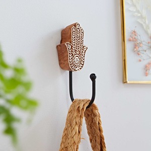 Gancho de pared de madera con forma de búho, colgador decorativo de animales para colgar bolsas de alimento para pájaros, herramientas de jardín y decoración con temática de la naturaleza, de la India. - Product Image 2