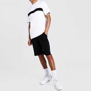Ensemble de t-shirts en coton pour hommes, couleur contrastée, shorts noirs, respirant, décontracté, vêtements d'été, blanc avec rayures noires - Product Image 1
