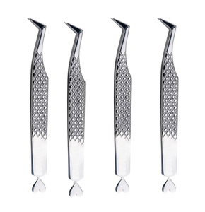 Pinzas de Acero Inoxidable Premium para Extensiones de Pestañas, Diseño de Corazón con Acabado Plateado - Product Image 2