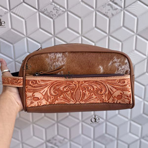 Organisateur de toilette en cuir repoussé à la main nouveau luxe grande capacité femmes voyage cosmétique sacs de maquillage en cuir de vachette avec poignée - Product Image 1