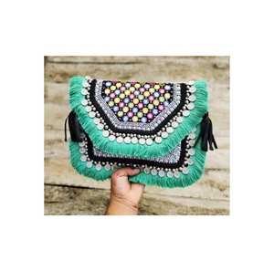Pochette de mariée de luxe artisanale en résine, sac à bandoulière pour femme avec décorations de perles en résine, accessoire de mode pour mariages - Product Image 1