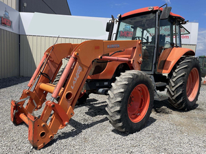 Tractor M108S 2015, Equipo Premium Listo para Exportación, Suministro a Granel de Alta Resistencia - Product Image 5