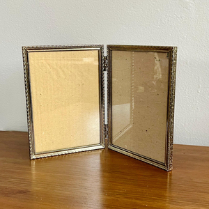 New Exclusive Quality <b>Metal</b> Tabletop Double Side Photo <b>Frame</b> Custom Shape Wholesale Picture <b>Frame</b> in Gold Color Home Decor - Product Image 1