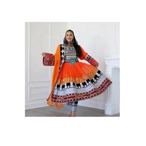 Robes de fête traditionnelles afghanes Kuchi ethniques vintage avec décoration en dentelle en plusieurs couleurs pour tribus pakistanaises/Kuchi - Product Image 2