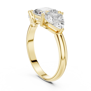 Bague en or jaune à trois pierres taille émeraude avec pierres latérales en forme de poire, élégante bague de fiançailles pour femme, bijoux raffinés - Product Image 3
