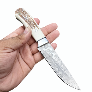 Cuchillo de caza hecho a mano con hoja de acero de Damasco de punta caída, grosor de 0.7mm, mango de cuerno, funda de cuero, soporte ODM - Product Image 1