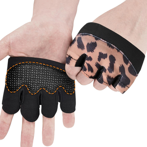 Guantes de levantamiento de pesas de alta calidad, muy vendidos, de medio dedo, para gimnasio, fitness, unisex, para adultos, con tu propio logo, con soporte para los dedos. - Product Image 1