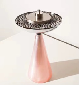 Brûleur d'encens Oud Bakhoor arabe traditionnel avec un design métallique moderne et une base en marbre pour les rituels parfumés, la décoration d'hôtel et les fêtes - Product Image 1