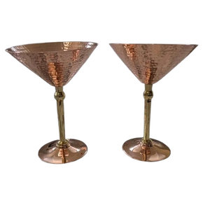 Copa de Vino y Vaso de Agua de Vidrio Martillado Hecho a Mano |   Regalo Empresarial con Diseño Campestre y Capacidad de 1.8L - Product Image 1