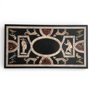Panneau rectangulaire en marbre noir, incrusté d'un style classique avec des figures, des chiens de chasse et des oiseaux, à prix de gros. - Product Image 1
