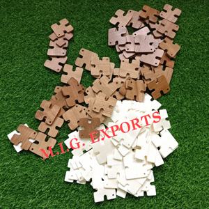Cartes/tapis en bois utilisées pour la fabrication de textiles complexes et étroits, tels que des ceintures robustes, des sangles, des garnitures de vêtements et des tapisseries. - Product Image 6