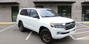 Toyota Land Cruiser 2020 d'occasion propre - Product Image 1