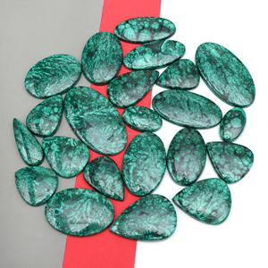 Cabochon en malachite naturelle, taille unique, formes variées, lisse, provenant d'un fournisseur de pierres précieuses, au prix d'usine de gros - Product Image 2