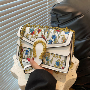 Sac à main de luxe pour femme en similicuir PU avec rabat et chaîne, vente en gros d'usine - Product Image 1