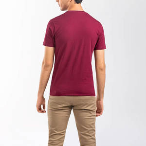 Camiseta Deportiva para Hombre de Uso Exterior, 180 g/m², Estilo Moderno, Corte Regular, Tejido Cómodo y de Calidad - Product Image 3