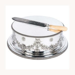 Support à gâteau décoratif en aluminium, design luxueux et personnalisé, nouvel arrivage élégant pour les fournitures de pâtisserie et de fête - Product Image 6