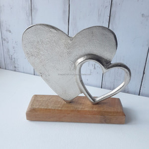 Ornement en argent en forme de cœur vintage, nouvelle sortie, haute qualité, cœur ouvert solide, base en bois rustique, décoration d'intérieur, art déco, Saint-Valentin - Product Image 2