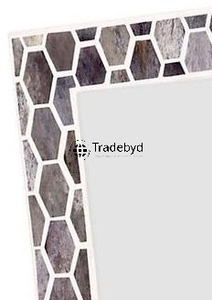 Marco de Fotos de Lujo Hecho a Mano con Incrustaciones de Hueso, Diseño Creativo, Acabado Brillante, Ligero y con Opción de Logotipo Personalizado por Tradebyd - Product Image 4