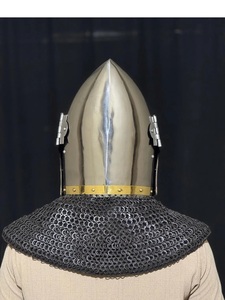 Casco de malla de acero hecho a mano con diseño de cara de cerdo, armadura medieval de caballero con adornos de latón. - Product Image 6