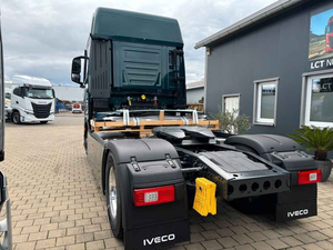 Subastas <span class=keywords><strong>de</strong></span> fábrica china: Camiones volquete pesados <span class=keywords><strong>IVECO</strong></span> usados, en buen estado, con motor <span class=keywords><strong>de</strong></span> gasolina, tracción 6x4, volante a la izquierda. - Product Image 4