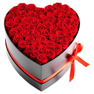Scatola a Forma di Cuore con Rose Stabilizzate - 50 Fiori Eterni Bouquet per Sempre, Regalo di Compleanno con Consegna - Product Image 1
