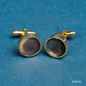 Ensemble de boutons de manchette et pince à cravate de luxe pour homme en nacre - Collection « Rythme Océan » plaqué or 18 carats |   Fabriqué à la main au Vietnam - Product Image 6