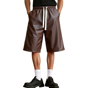 Pantalones Cortos Anchos de Cuero Sintético Marrón de Primera Calidad, Diseño Nuevo y Personalizado, para Hombre, Moda Urbana - Product Image 1