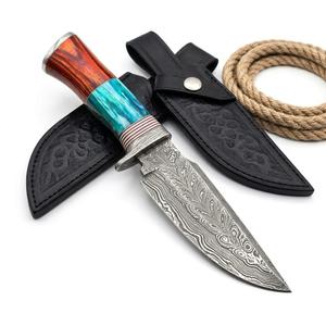 Couteau utilitaire à lame fixe en acier Damas de qualité industrielle, fabriqué sur mesure, avec manche en résine et bois composite, idéal pour le bricolage (DIY) et les commandes OEM. - Product Image 5