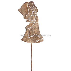 Gray Finish Spider Embroidery Design <b>Garden</b> <b>Decor</b> Rust Metal Stick Modern Designer Metal <b>Garden</b> <b>Stake</b> In Top Selling - Product Image 4