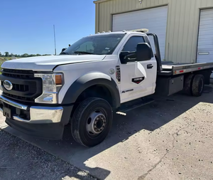 Camion de remorquage à plateau basculant à essieu unique Ford F-550 XL 2021 - Moteur POWER STROKE Automatique, occasion, pour expédition mondiale - Product Image 2
