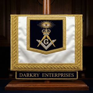 Delantal Masónico Hecho a Mano Personalizado, Terciopelo Negro con Bordado de Hilo Dorado, Ojo que Todo lo Ve, Triángulo - Product Image 2