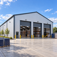 Atelier de production de panneaux solaires en acier préfabriqué, portes à enroulement, sol propre à grande portée pour l'assemblage de modules photovoltaïques et le stockage de produits finis