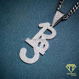 Colgante de Moissanita de Diseño con Inicial y Cadena, Letra Brillante, Joyería Urbana Atrevida para Venta al por Mayor - Product Image 4