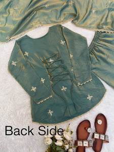 ชุดสูทซัลวาร์ผ้าไหมแท้ดีไซน์ยอดเยี่ยมปี 2026 สำหรับผู้หญิงอินเดีย ออกแบบโดยดีไซเนอร์แฟชั่น ตัดเย็บอย่างดีและพร้อมสวมใส่ - Product Image 5