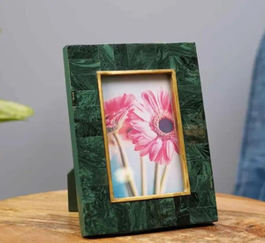 Cadre photo en résine fait main, mosaïque, orientation verticale, modèle QE-RPF-01, le plus vendu, pour décoration de table - Product Image 1