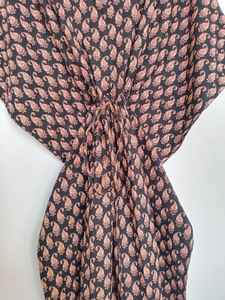 Robe kaftan en coton Paisley faite à la main, style bohème, maxi, taille unique, tenue de plage et de détente pour les vacances - Product Image 6