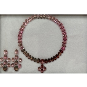 Tendencia en Venta: Turmalina Rosa Natural de Corte Ovalado con Diseño Degradado, 53.80 Quilates, Calidad AAAA, Piedras Preciosas Sueltas para Collar, Grado Madagascar - Product Image 1