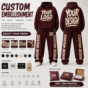 Ensemble survêtement homme personnalisé en coton lourd bordeaux, coupe ample longue avec logo imprimé sur le devant, style streetwear - Product Image 5