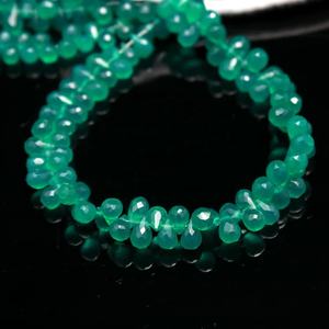 Perles en forme de goutte à facettes en onyx vert naturel 5*7mm perles en onyx vert - Product Image 1