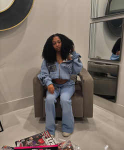 ชุดวอร์ม2ชิ้นสำหรับผู้หญิงเสื้อฮู้ดและกางเกงขาบาน420gsm ซักด้วยกรดสีแทนพิมพ์ลายโลโก้ตามสั่งแบบวินเทจ - Product Image 4