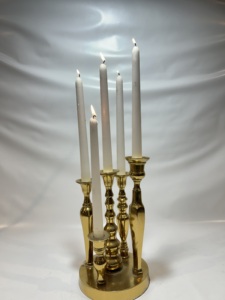 Candelabro de Aluminio Fundido de Primera Calidad, Diseño Brutalista, Portavelas de Metal Texturizado, Candelabro de Pilar Contemporáneo para Mesa de Comedor, Bodas - Product Image 3