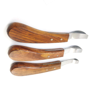 Cuchillo para Pezuñas Ergonómico, Preciso, Duradero y Afilado, Herramienta Esencial para Herradores con Agarre Cómodo, Instrumento para Recortar Pezuñas de Ganado - Product Image 4