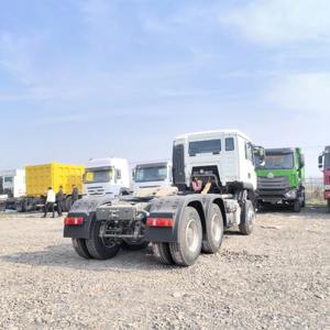 Tracteur diesel 6x4 robuste, tête de camion semi-remorque pour le transport de marchandises commerciales et les transportations routières - Product Image 5