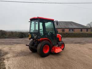 Precio de Fábrica de Alta Calidad para Mini Tractor B2350 25HP 4WD COMPACTO, Tractor Agrícola con Transmisión por Engranajes, Garantía de 3 Años - Product Image 6