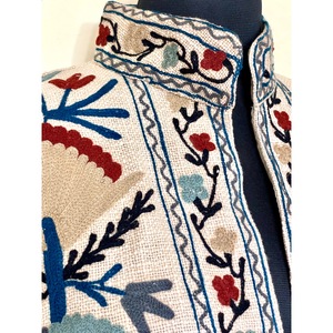 Veste universitaire en toile à col mandarin brodée à la main, motif floral, 100% coton, manches longues, courte, pour femme, automne, hiver, printemps - Product Image 2